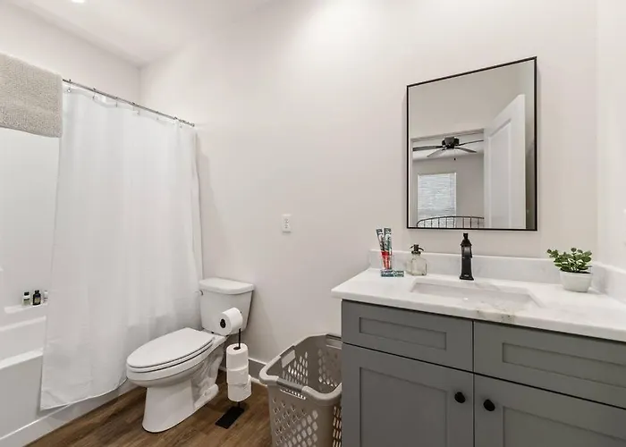 C'est Bon House/2 King Beds*cajun Luxury*coffee Lafayette